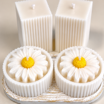 Candle White Daisy Candle Pillar Collection